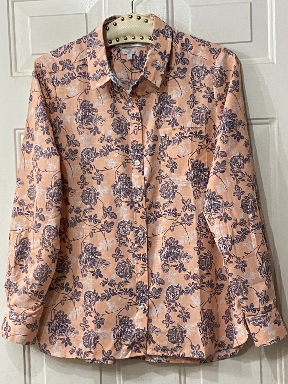 NWT Foxcroft Wrinkle Free Sz 12  Blouse Tunic Roll Long Sleeve Peach/Navy Floral